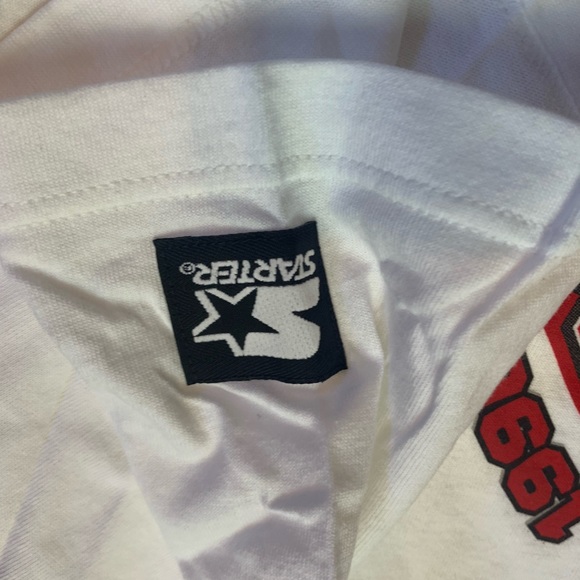 MOVING SALE -NWT VTG 97 Chicago Bulls Starter Championship Shirt -OFFERS/BUNDLES - Picture 7 of 8